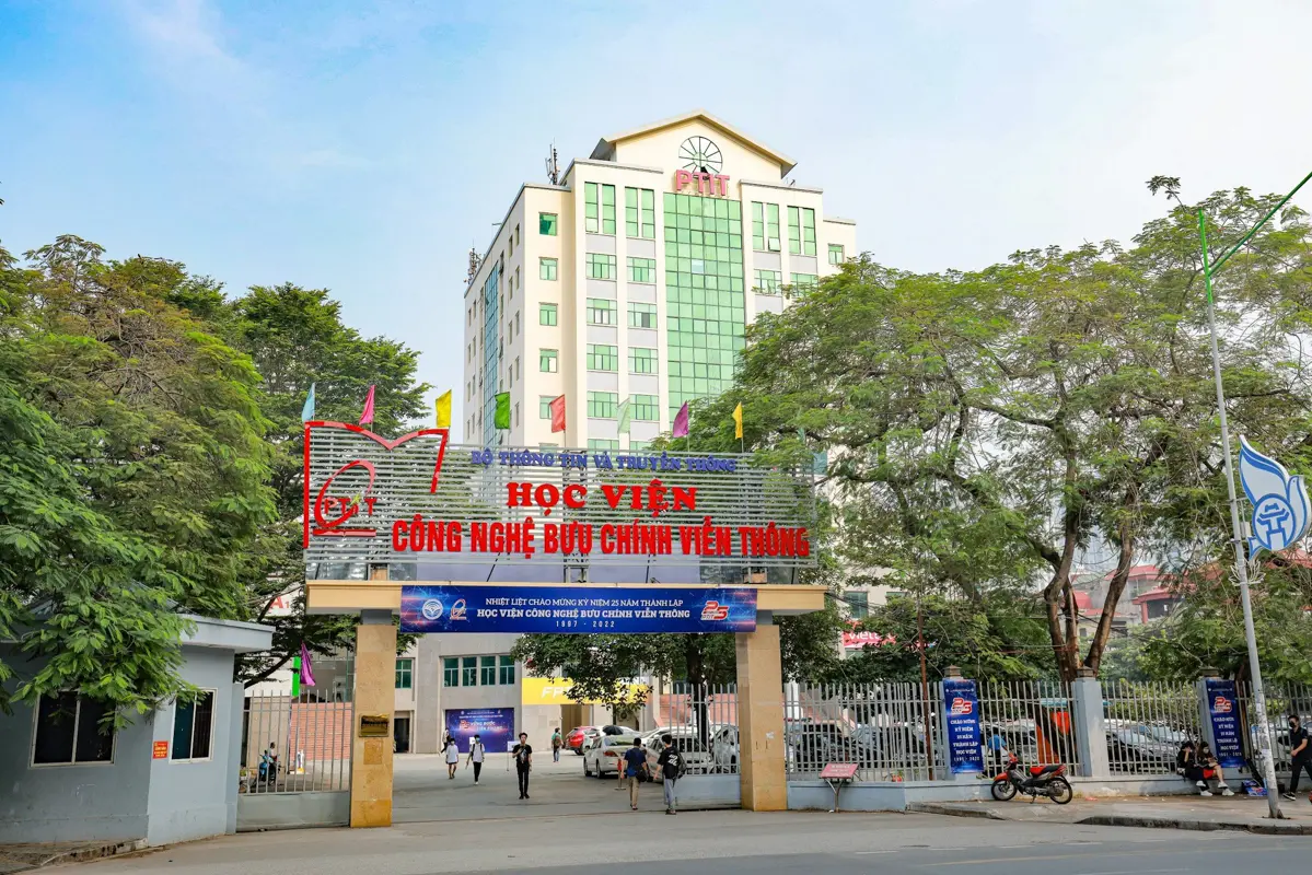 Học viện Công nghệ Bưu chính Viễn thông (PTIT) - thuộc top các trường đại học từ xa đáng học nhất