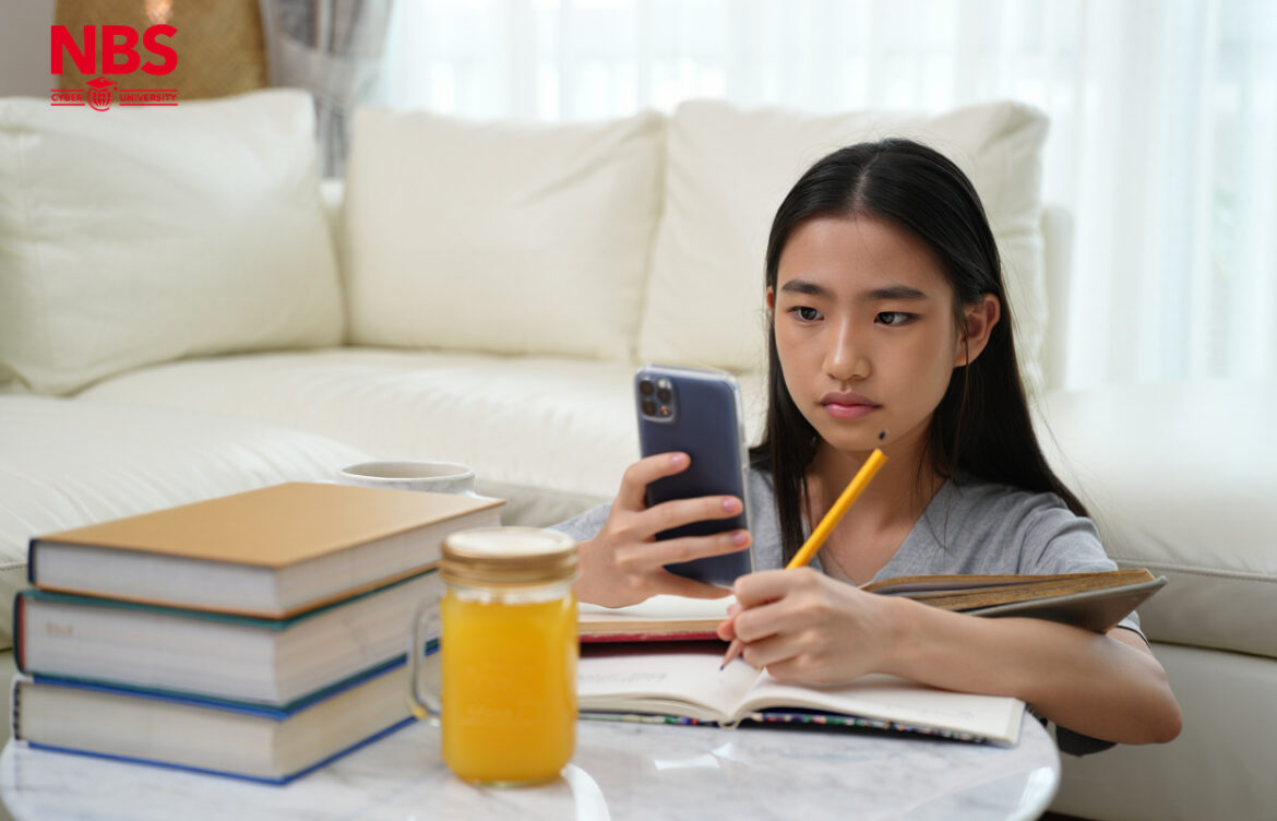 Đại học từ xa: Chìa khóa vàng cho Kỹ năng Tương lai – Bạn đã sẵn sàng?